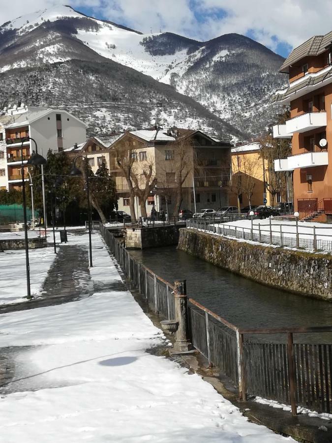 Casa Serena Castel Di Sangro Eksteriør billede